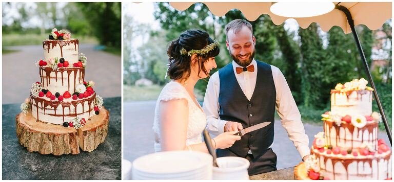 Brautpaar beim Anschneiden der Hochzeitstorte